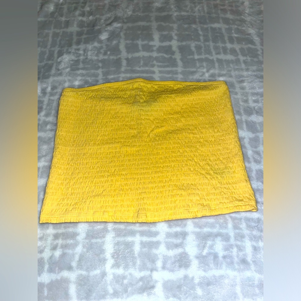 American Eagle crinkle tube top - like new!